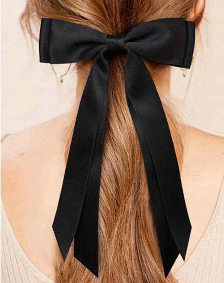 Black Bow Clip