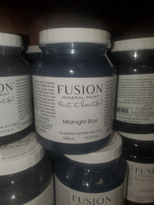 Fusion Mineral Paint in Midnight Blue