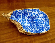 Load image into Gallery viewer, Decoupage Oyster Ring Dish
