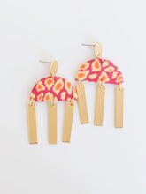 Load image into Gallery viewer, Susie Earrings-Fierce and Fine Berry
