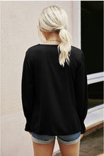 Load image into Gallery viewer, V-NECK LACE LONG SLEEVE TOP
